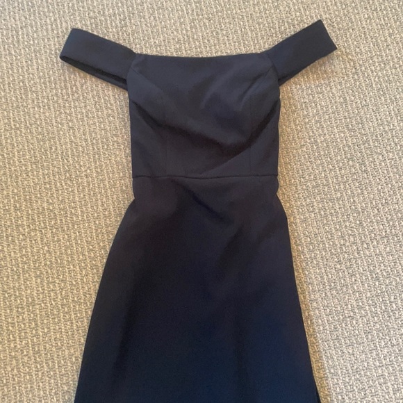 BRIDESMAIDS DRESS. Sold Out bridesmaids dress!! - Picture 3 of 4